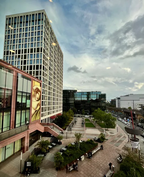 Exklusive 2,5-Zimmer-Wohnung im GRANDAIRE Berlin | Concierge | Dachterrasse | Fernsehturm-Blick — photo 1